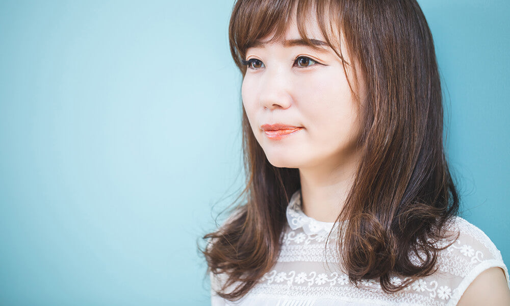 【初心者でも簡単】カールヘアアイロン(コテ)の正しい使い方!基本ステップと失敗しないための3つのコツ