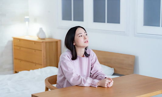 【夜のヘアアイロン】朝の時短と美髪を両立！知っておくべきデメリットと失敗しない使い方