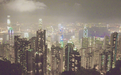 東洋と西洋が混在するエネルギッシュな街、香港。