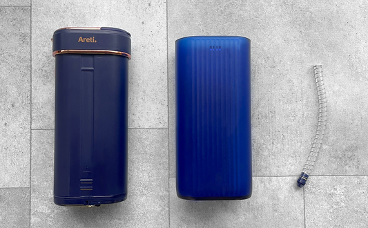 アレティの口腔洗浄器 JetⅡは使用時のみ500mlのペットボトルサイズになる伸縮式。IPX7の防水仕様だからお風呂でも使える。